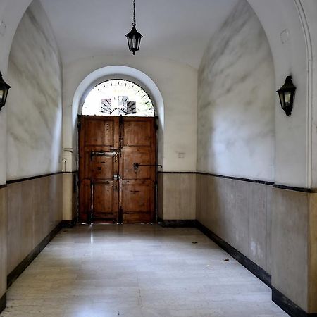 Al Centro Storico Di Roma Bed & Breakfast ภายนอก รูปภาพ