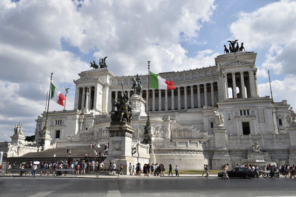 Al Centro Storico Di Roma Bed & Breakfast ภายนอก รูปภาพ