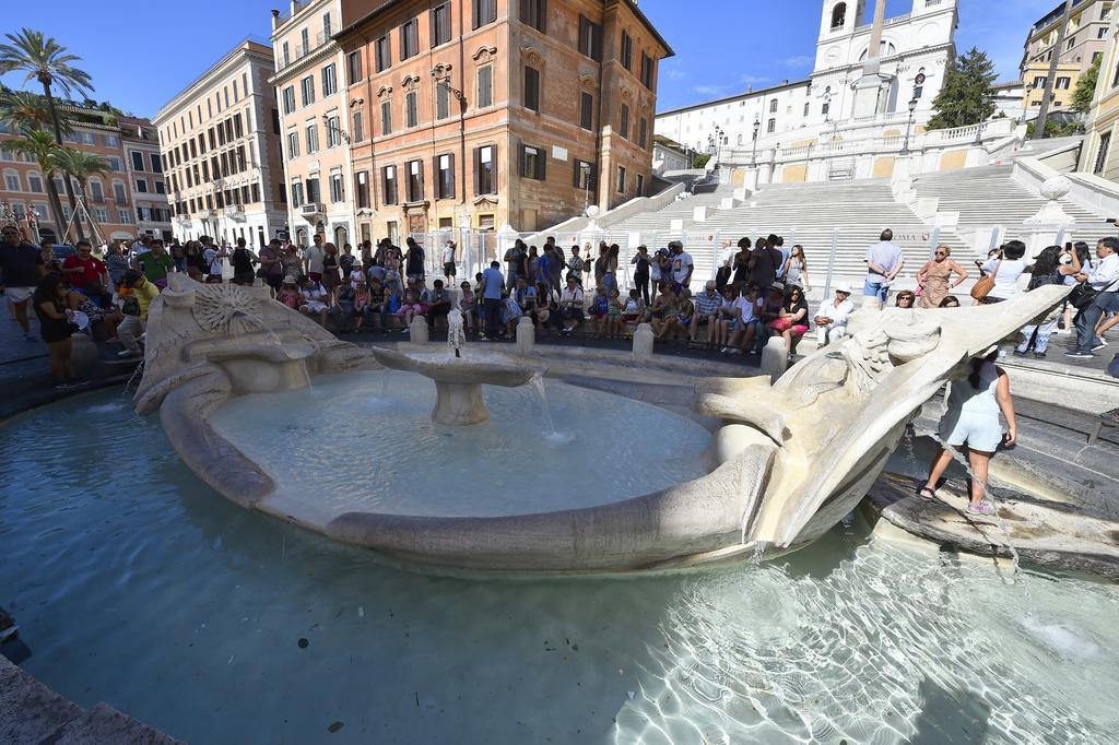 Al Centro Storico Di Roma Bed & Breakfast ภายนอก รูปภาพ